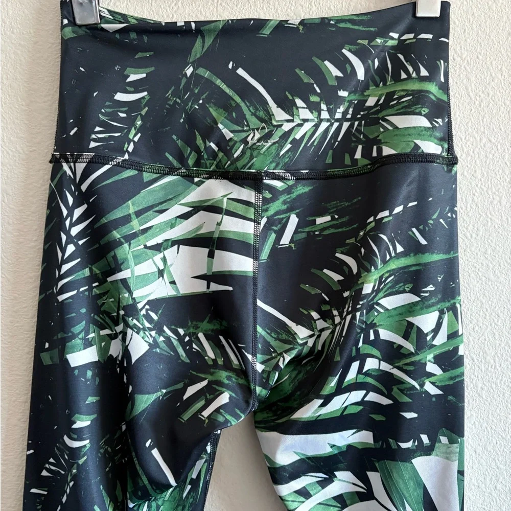 Beyond Yoga Lux Printed High-Waist Midi Leggings Women’s Medium Havana Nights